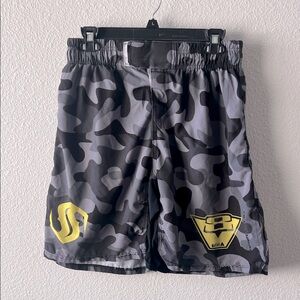 FREE w/ 🌻3/$25 bundle- MMA shorts